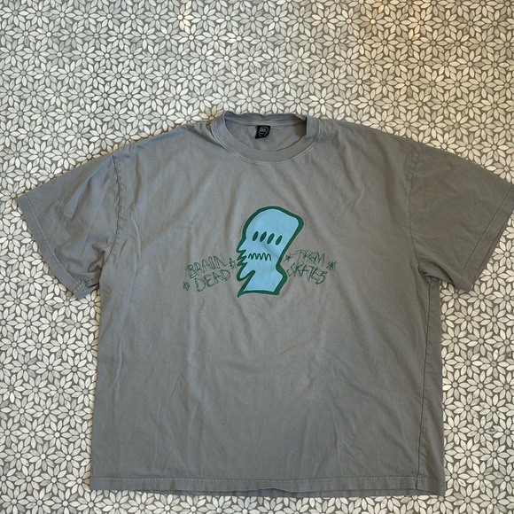 Men's Brain Dead Graphic Tshirt in Grey/Green, Size XL - Picture 2 of 8